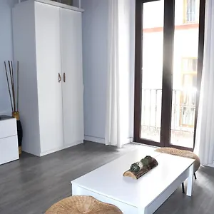 Encanto En La Maestranza, Pleno Centro De Apartamento